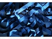 588823