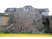 1318427